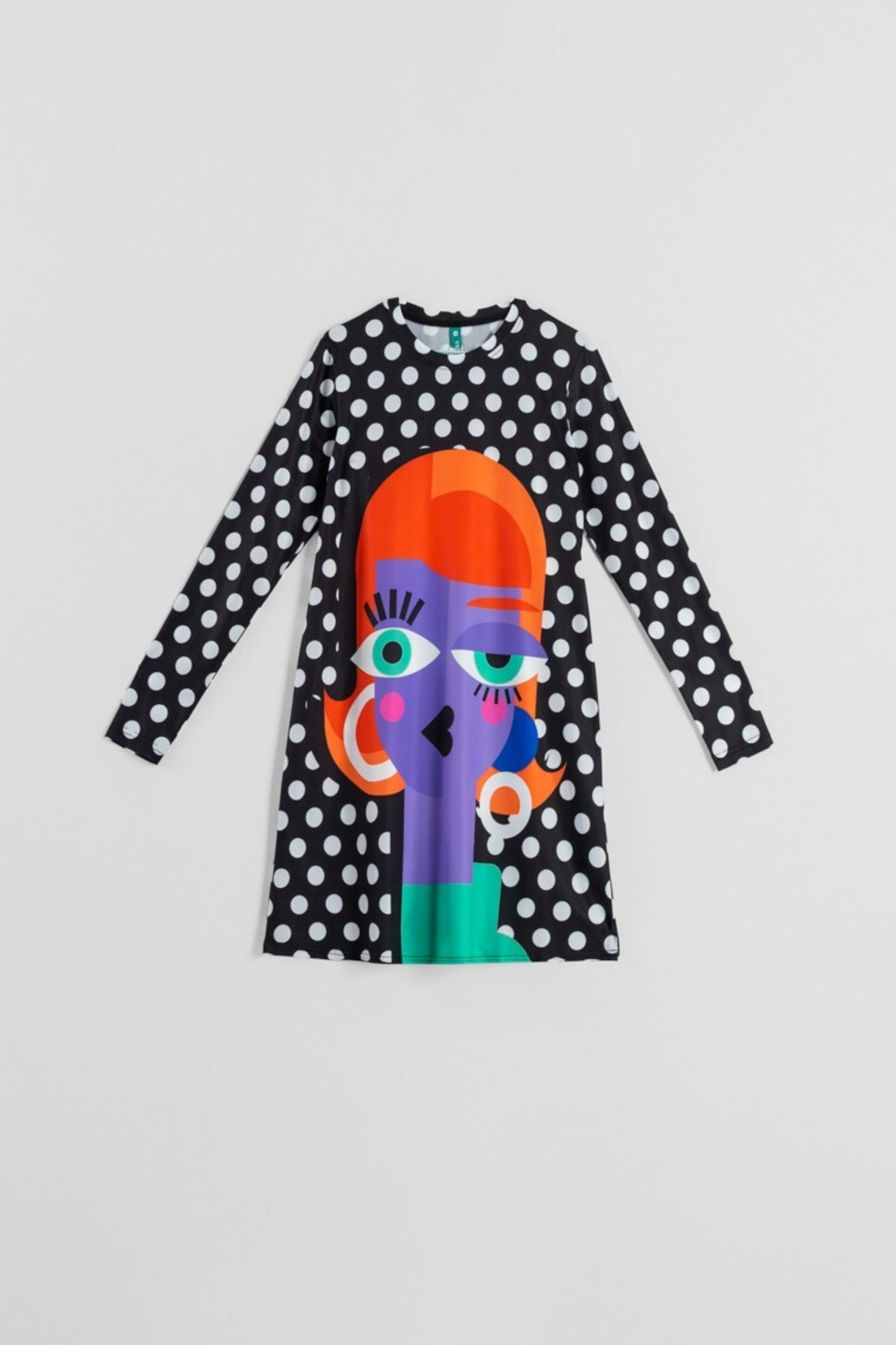 Vestido mini de estampado de topos monocromático blanco y negro de Lolina - 6