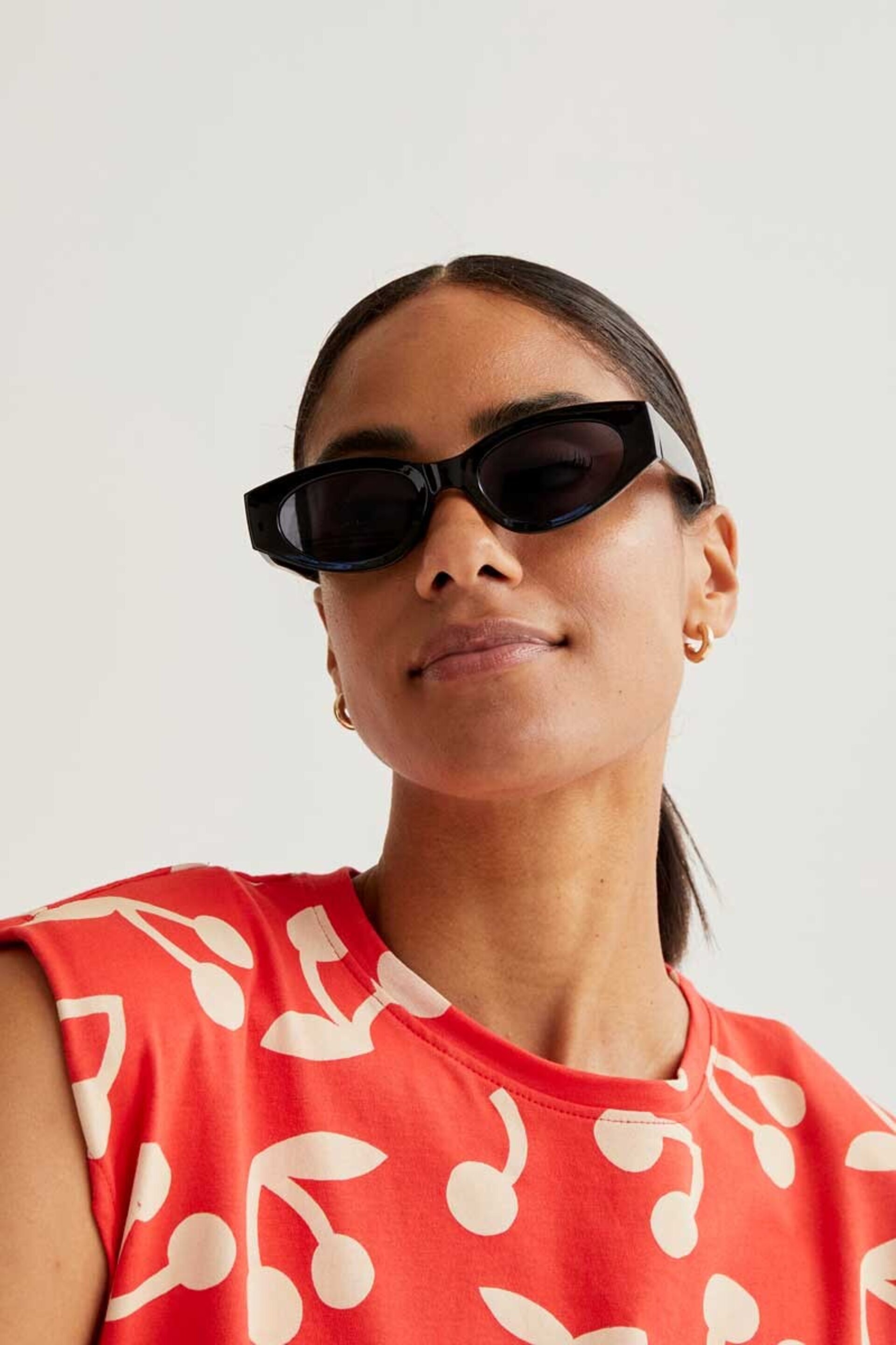 Vestido corto con estampado red guinda compañía fantástica - 3