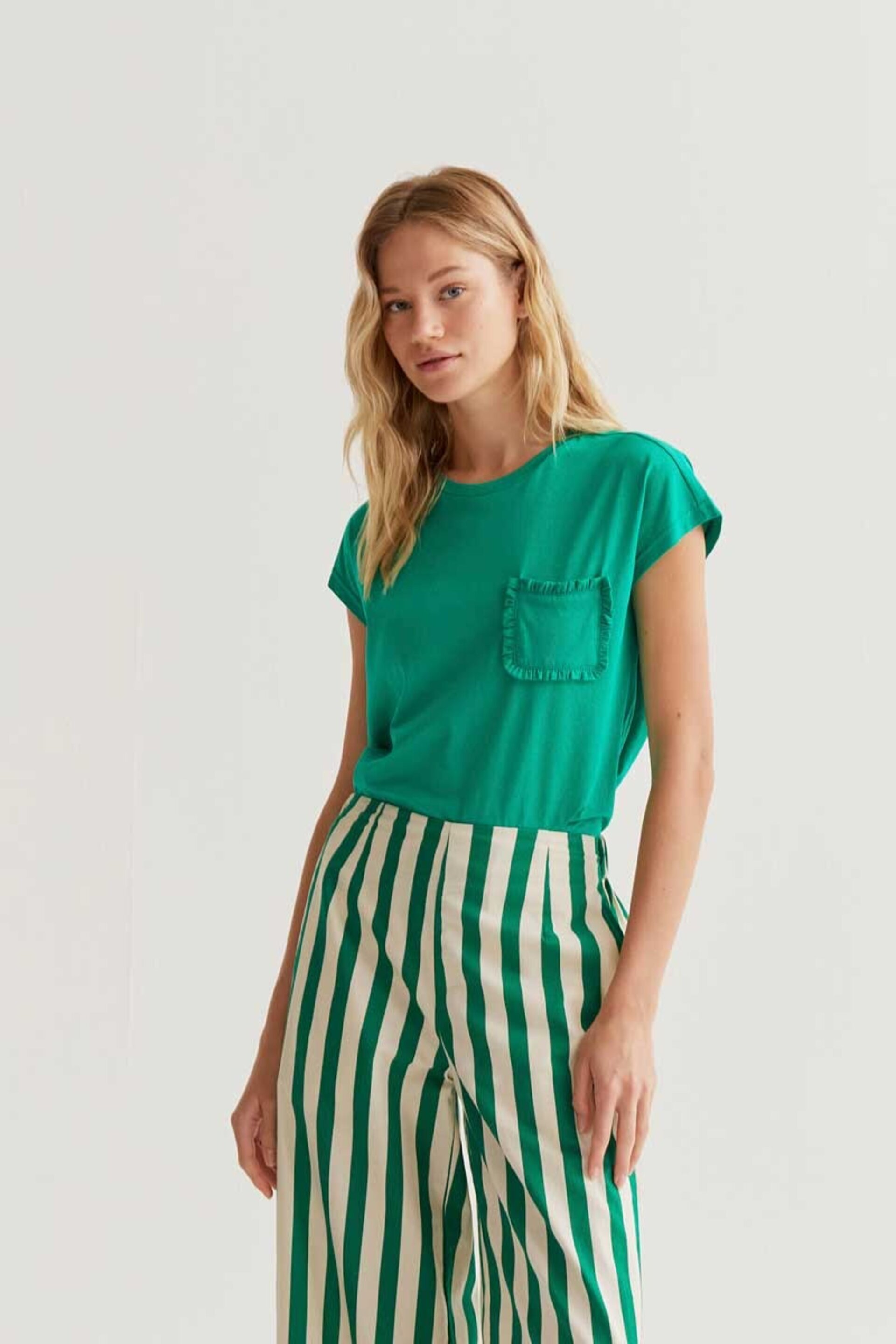 Camiseta básica 100% algodón verde compañía fantástica - 3