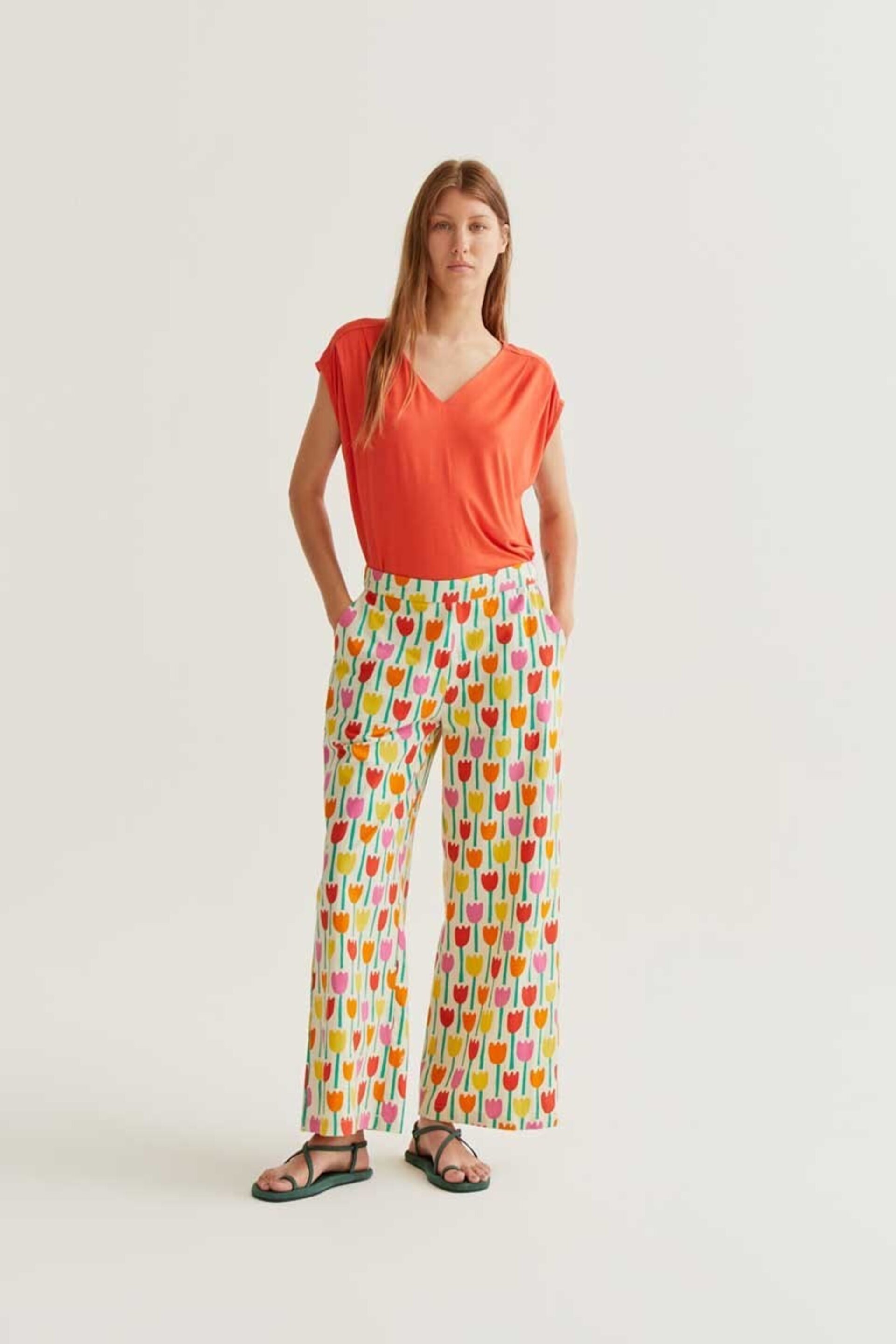 Camiseta naranja manga sisa compañía fantástica - 3