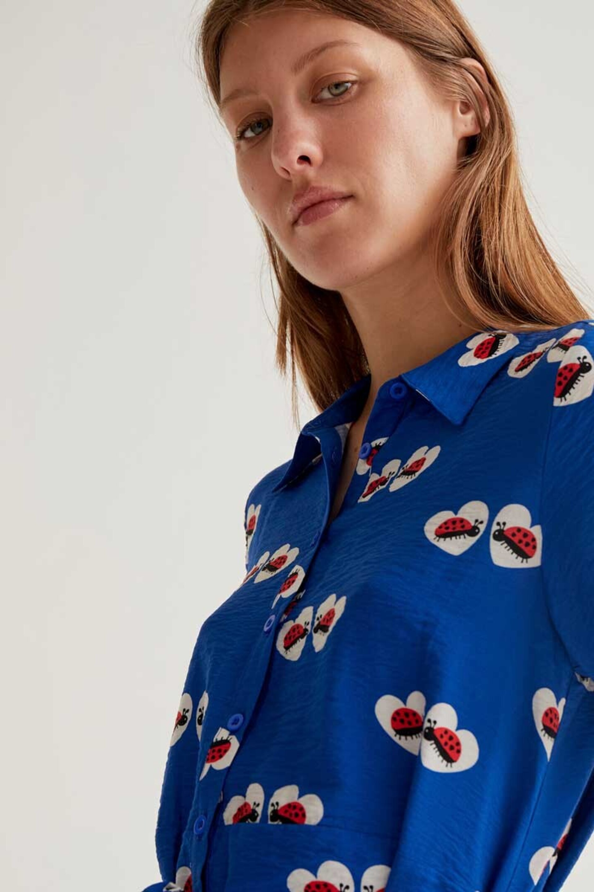 Vestido corto con estampado coccinella compañía fantástica - 3