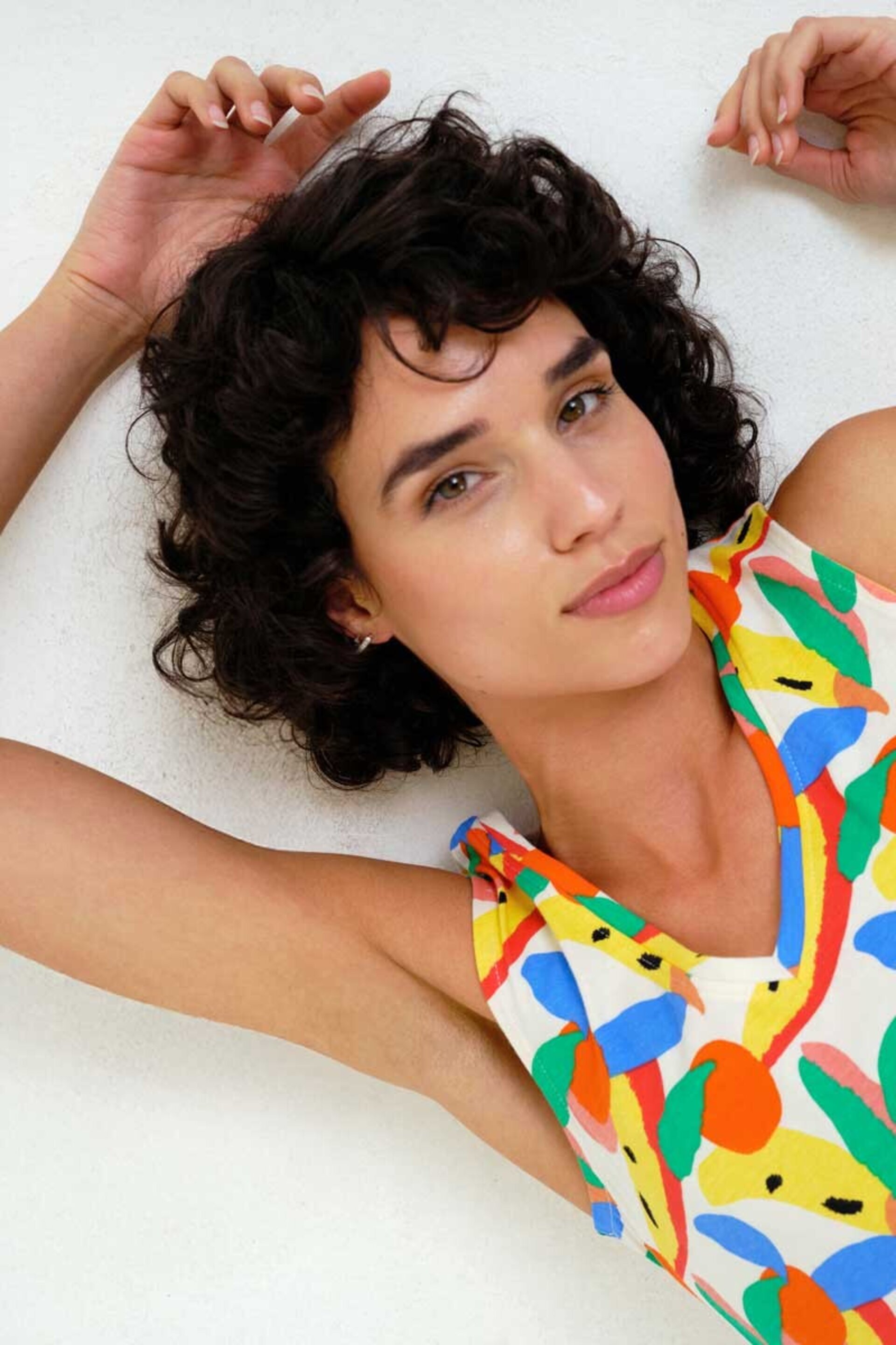 Vestido largo con estampado tutti frutti small compañía fantástica - 2