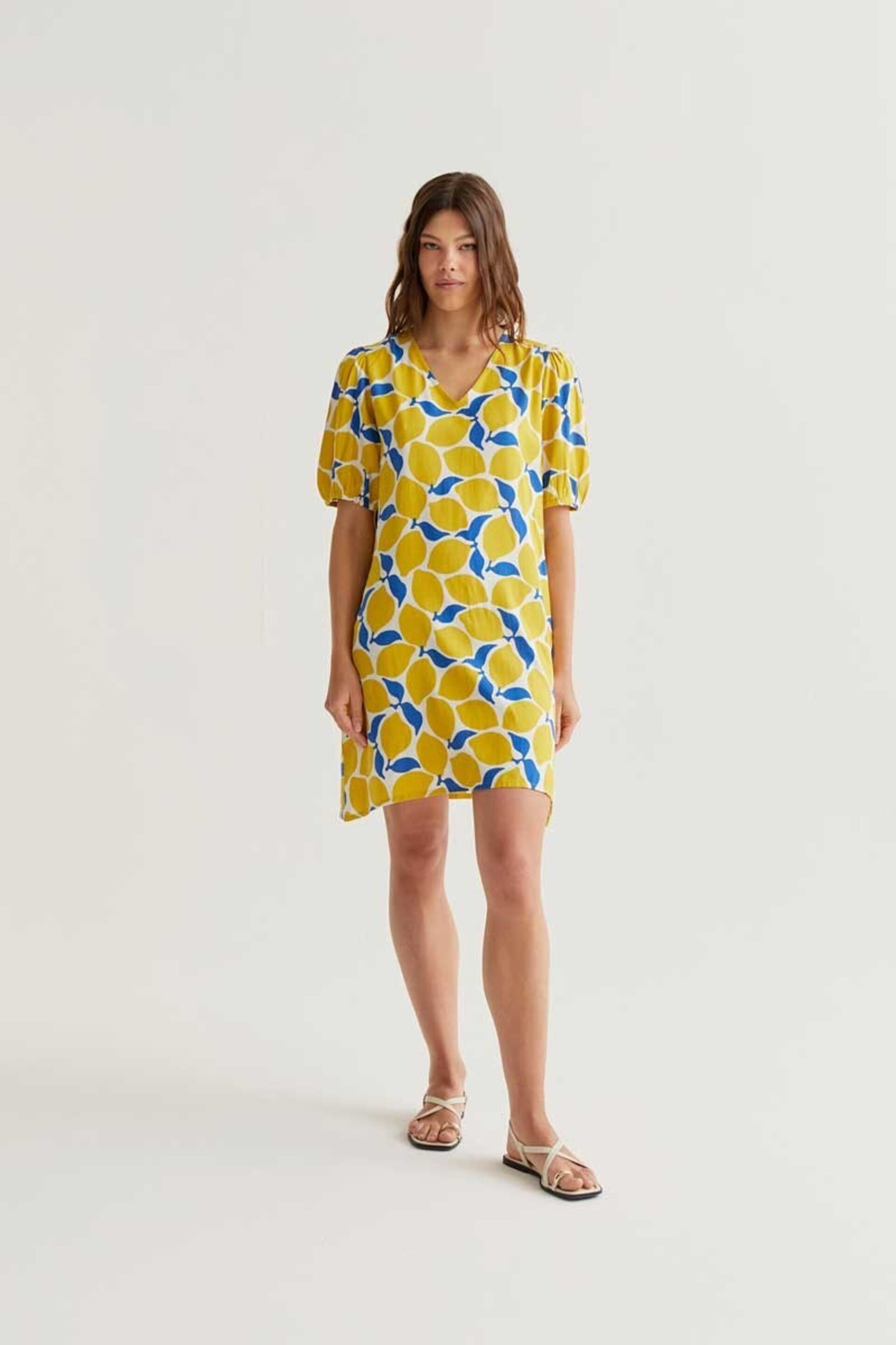 Vestido corto con estampado limoncello compañía fantástica - 2