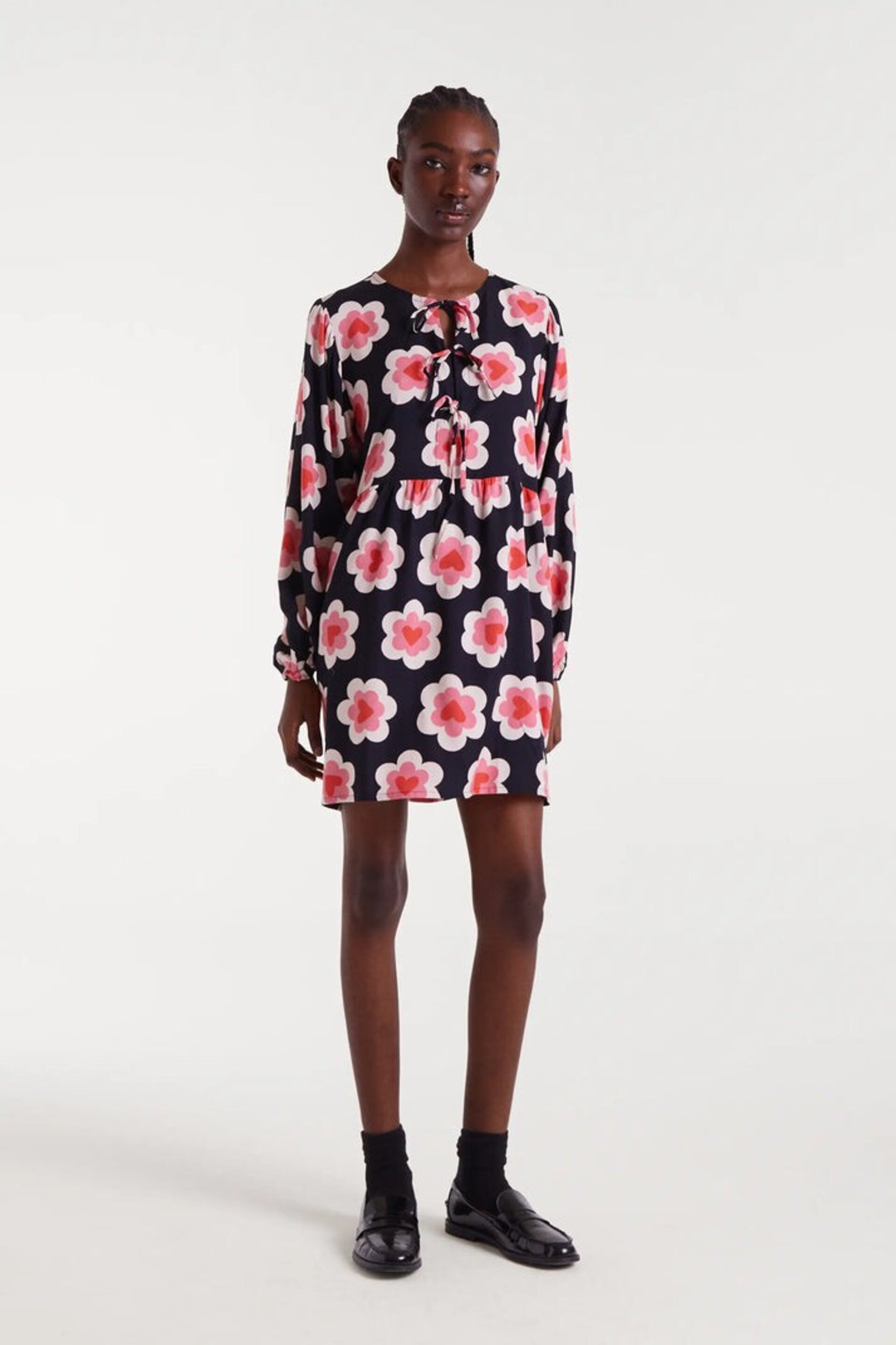 Vestido corto con estampado es sweethheart compañía fantástica - 1