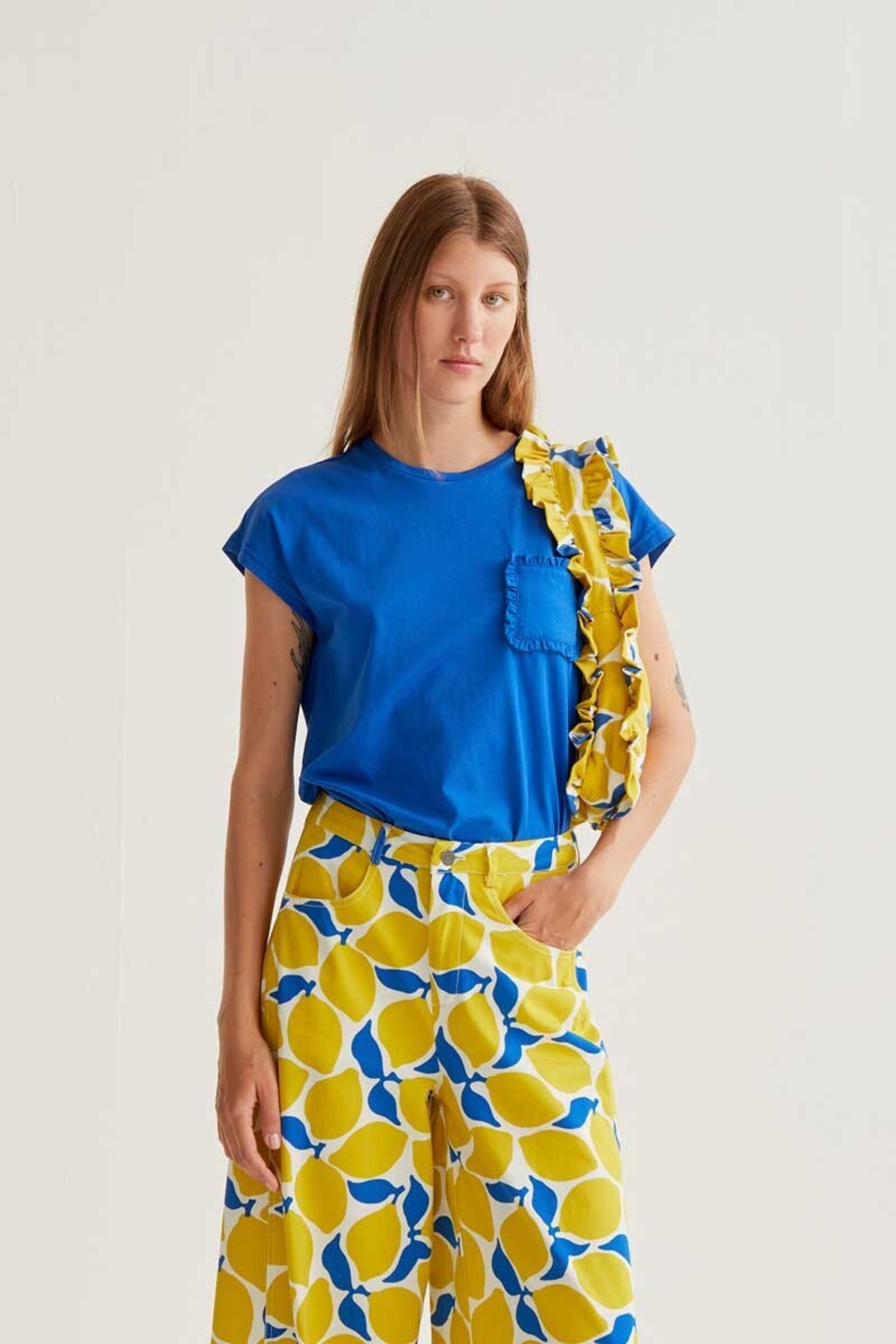 Camiseta básica 100% algodón azul compañía fantástica - 1