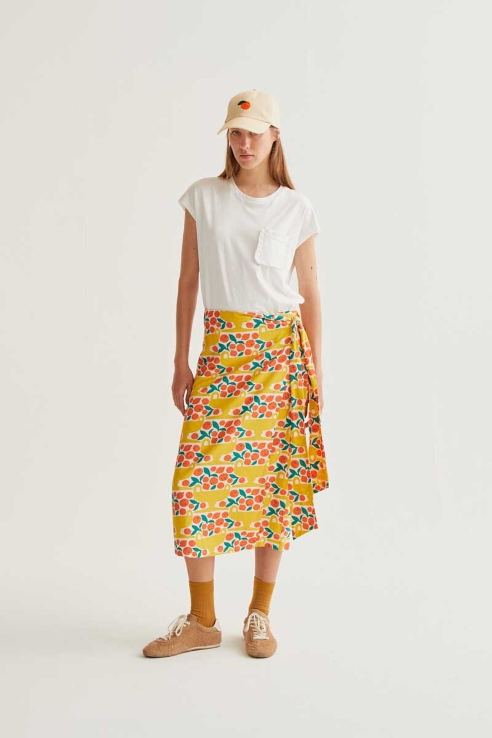 Camiseta básica 100% algodón blanca compañía fantástica - 3