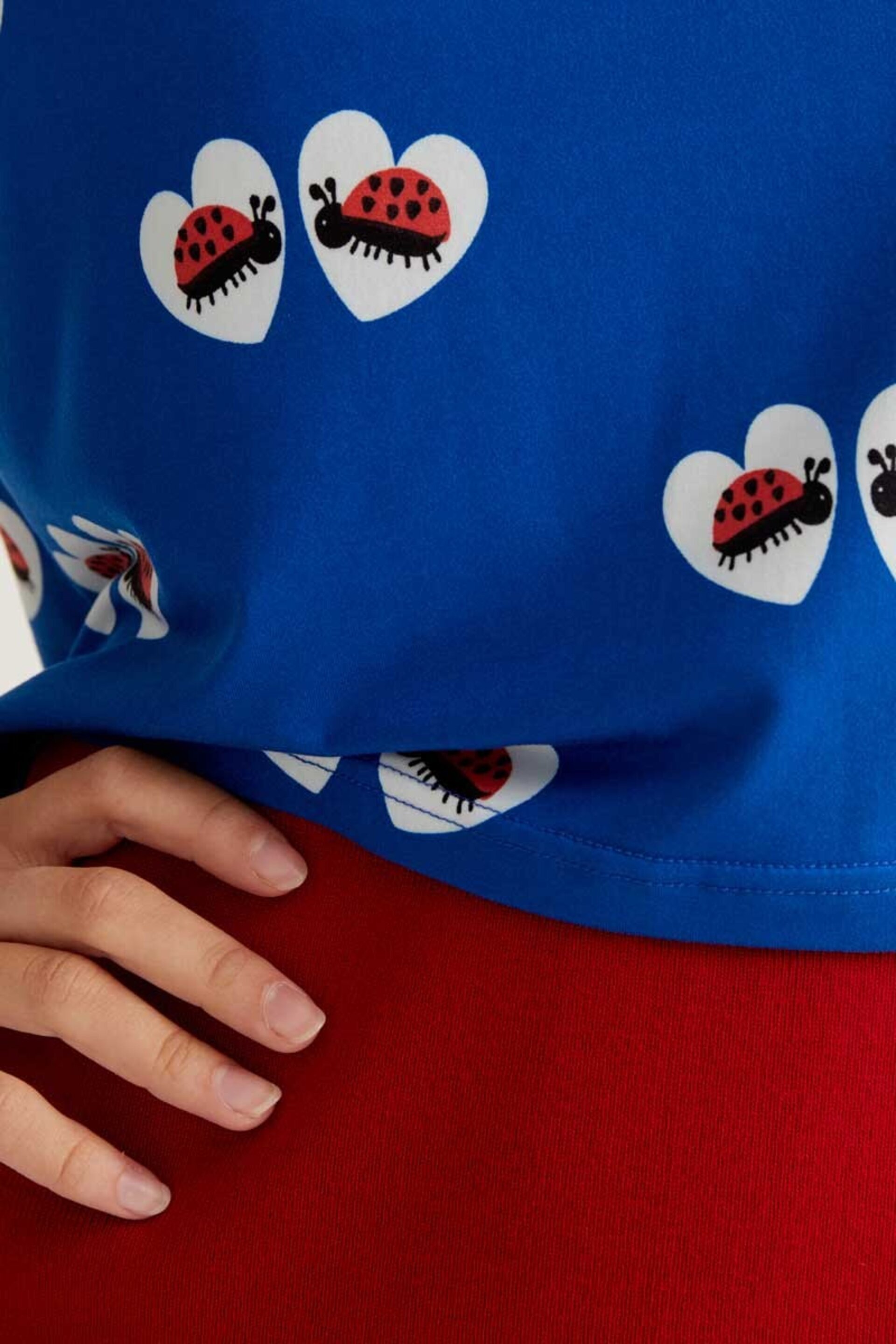 Camiseta con estampado coccinella compañía fantástica - 2