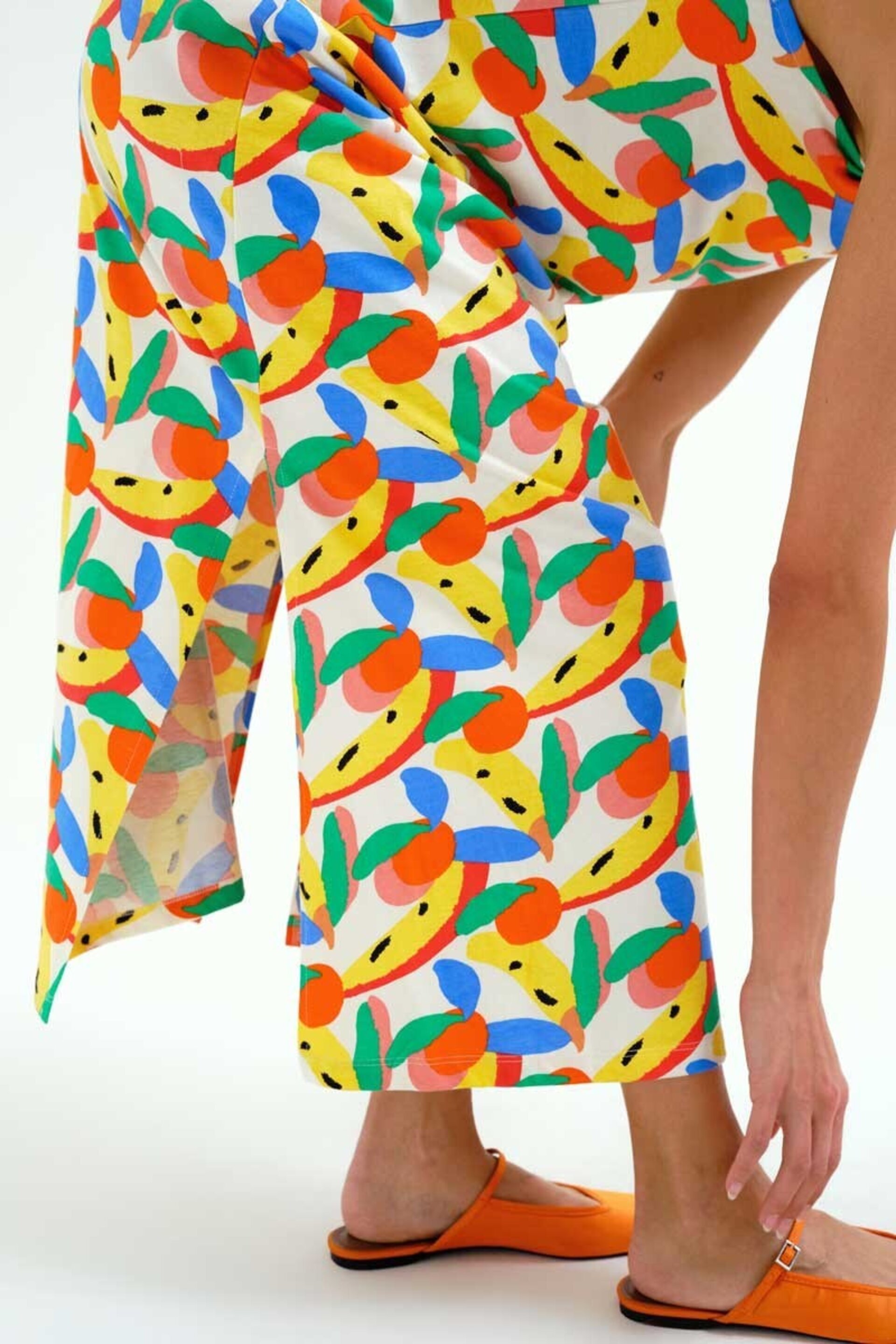 Vestido largo con estampado tutti frutti small compañía fantástica - 3