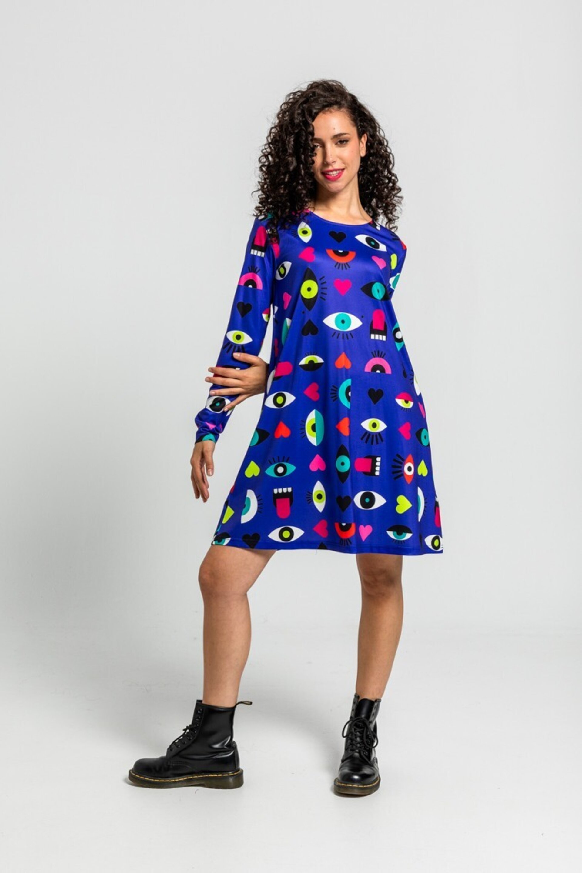 Vestido corte A de ojos corazones y bocas love yourself de Lolina - 7